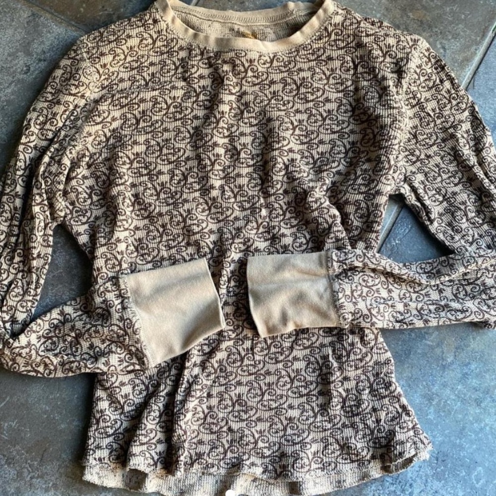 womens footlocker long sleeve